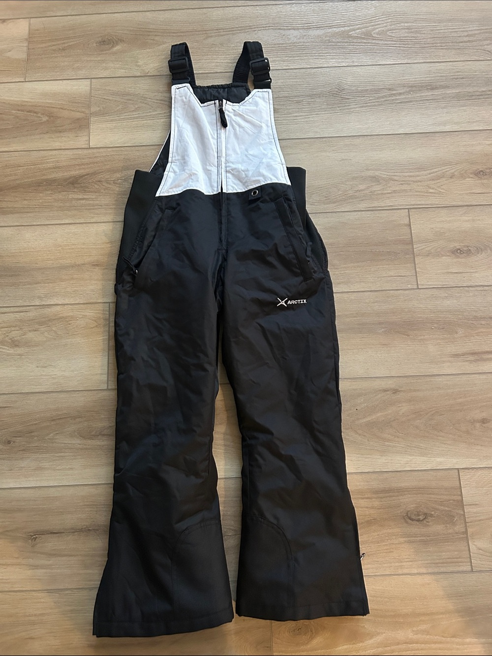 Arctix women’s snowsuit bibs size XS